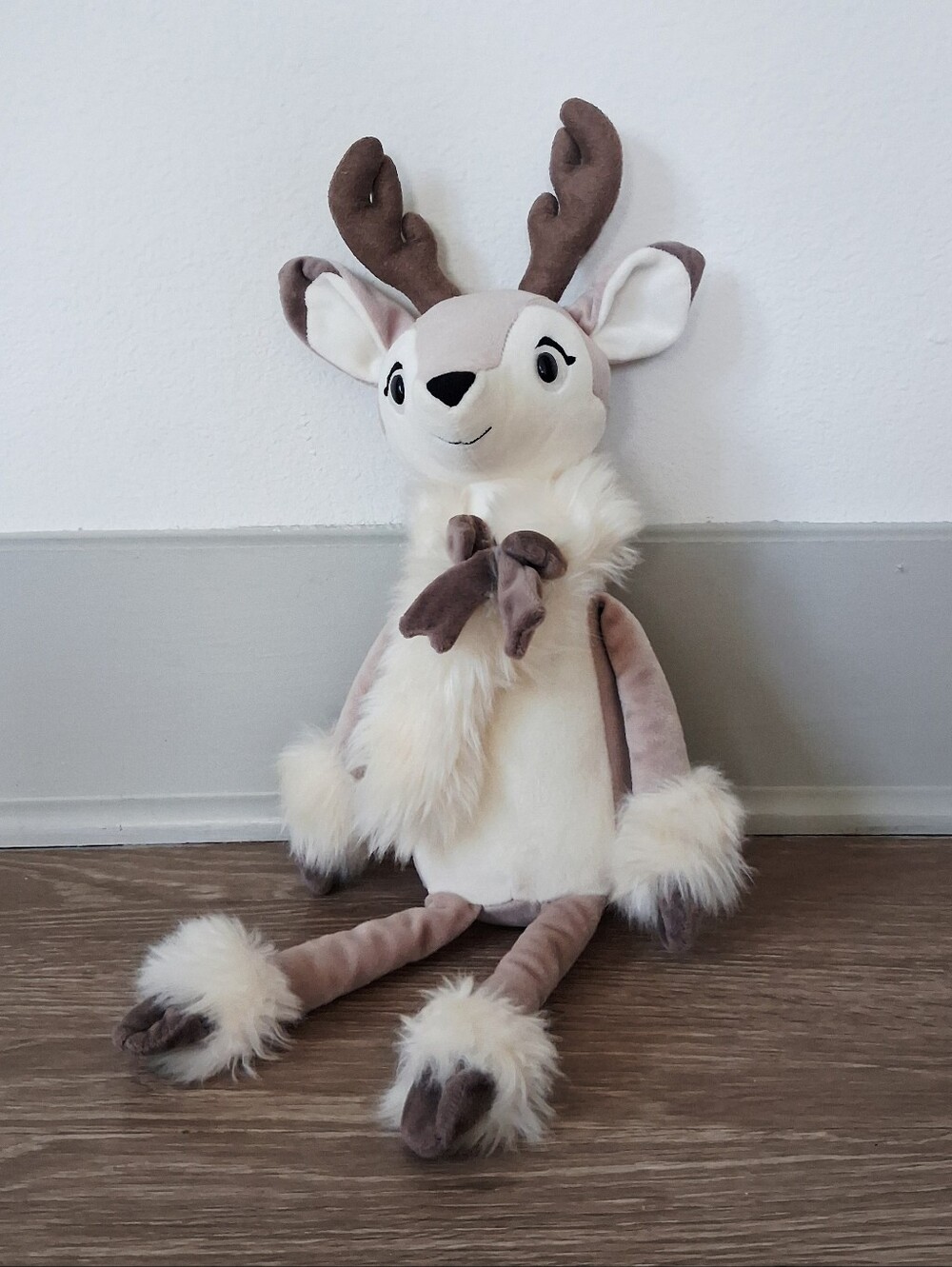 Jellycat Joy Reindeer Medium Plush Toy - Picture 14 of 14